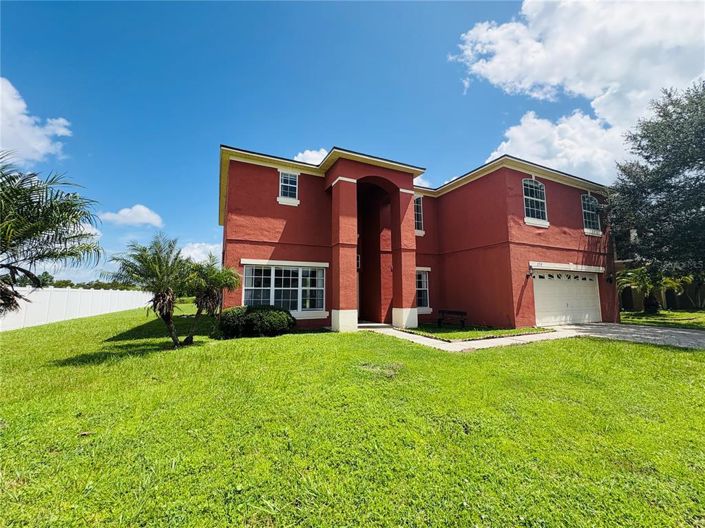 Image No.1-4 Bed Property for sale