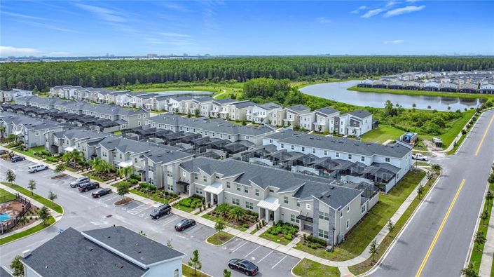 Image No.53-4 Bed Townhouse for sale