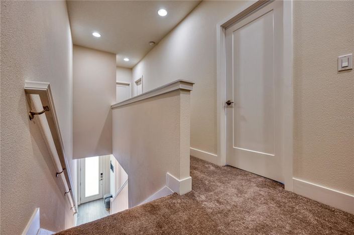 Image No.17-4 Bed Townhouse for sale