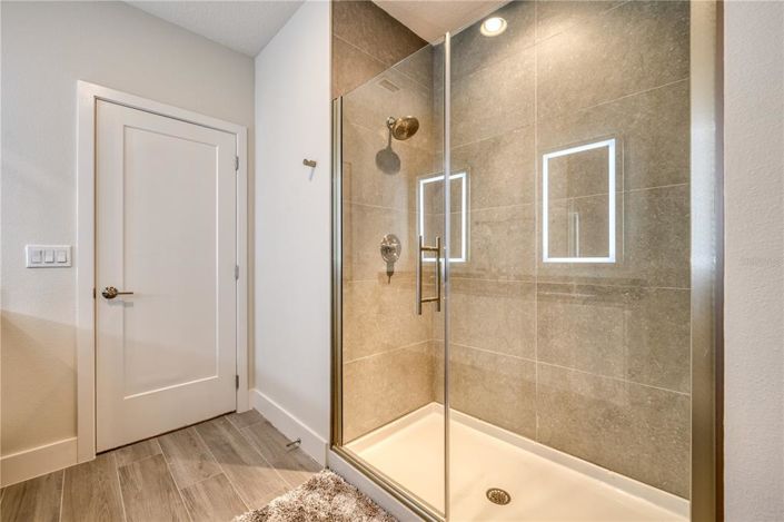 Image No.22-4 Bed Townhouse for sale