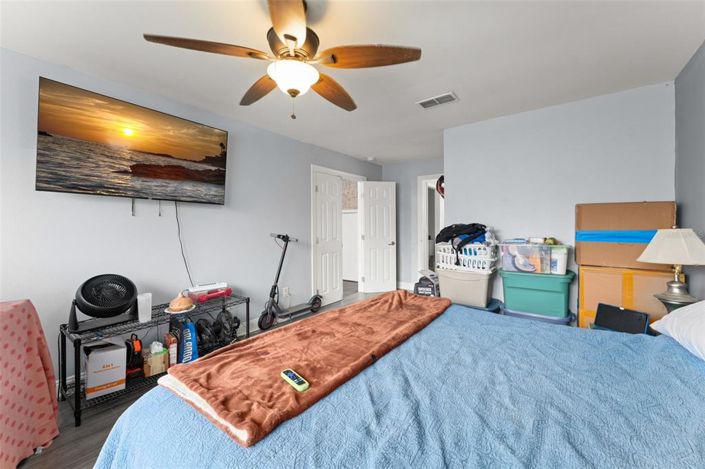 Image No.28-5 Bed Property for sale