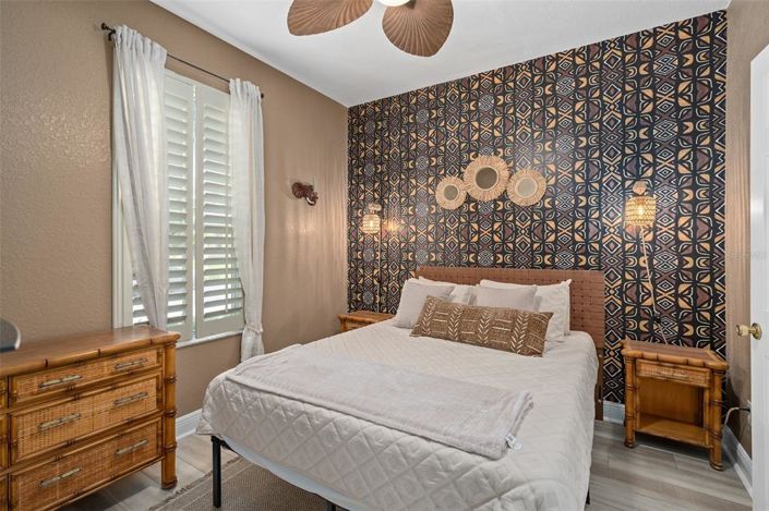 Image No.27-3 Bed Property for sale