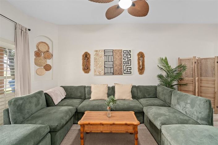 Image No.7-3 Bed Property for sale