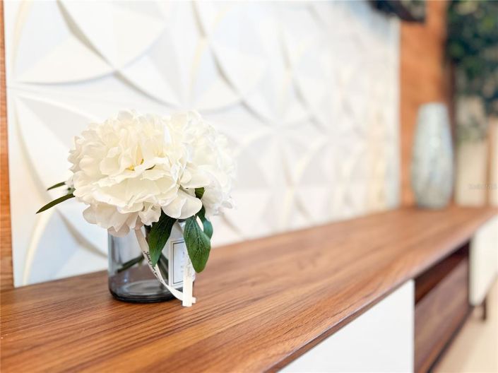 Image No.13-5 Bed Townhouse for sale