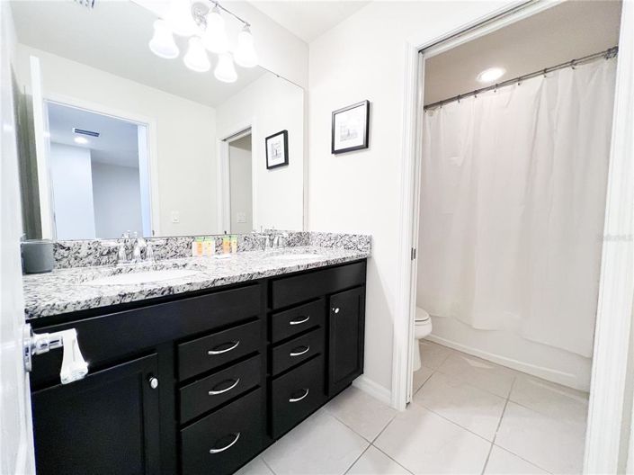 Image No.31-5 Bed Townhouse for sale