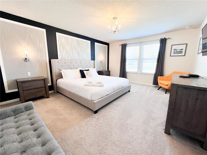 Image No.38-5 Bed Townhouse for sale