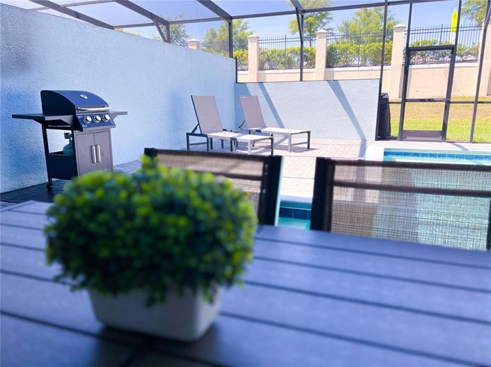 Image No.51-5 Bed Townhouse for sale