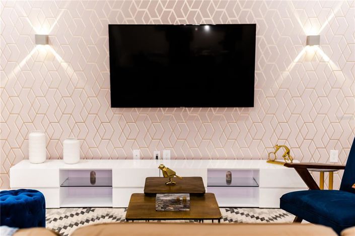 Image No.40-5 Bed Townhouse for sale