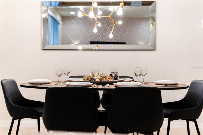 Image No.44-5 Bed Townhouse for sale