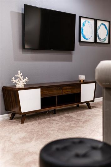 Image No.47-5 Bed Townhouse for sale