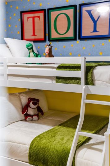 Image No.51-5 Bed Townhouse for sale