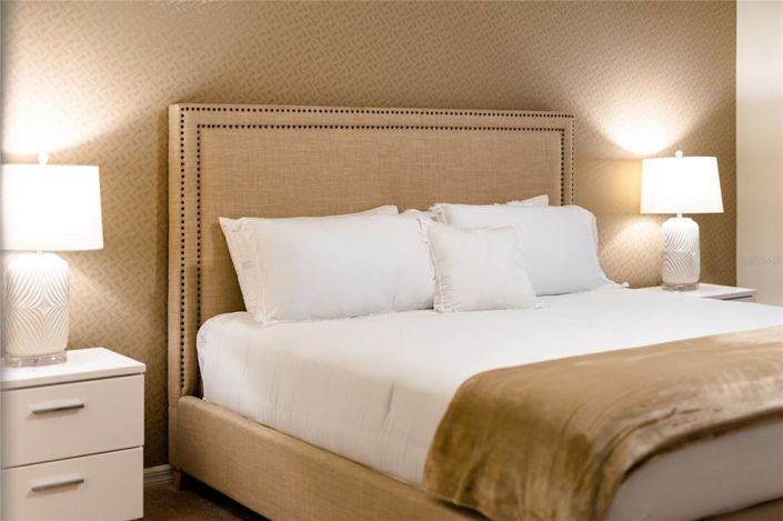 Image No.55-5 Bed Townhouse for sale