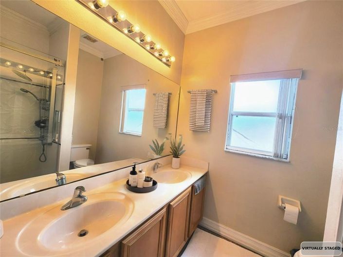 Image No.29-4 Bed Property for sale