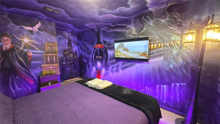 Image No.44-5 Bed Townhouse for sale