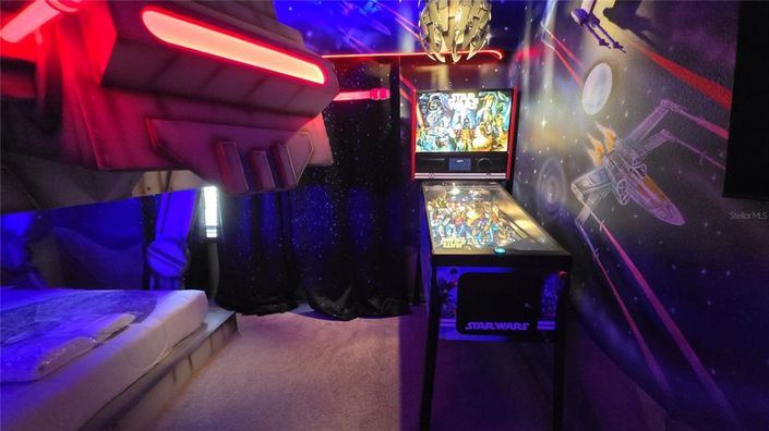 Image No.48-5 Bed Townhouse for sale