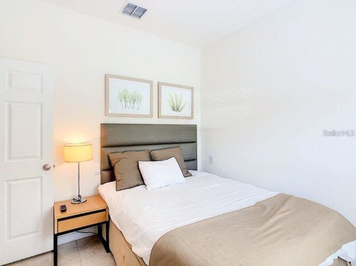 Image No.9-3 Bed Townhouse for sale