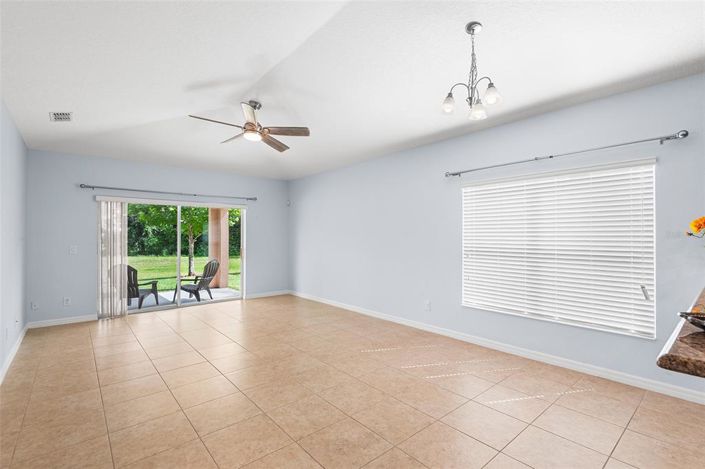 Image No.17-4 Bed Property for sale