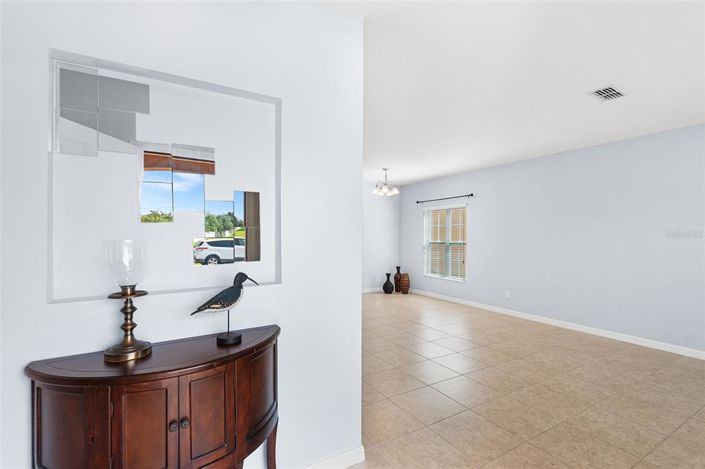 Image No.8-4 Bed Property for sale