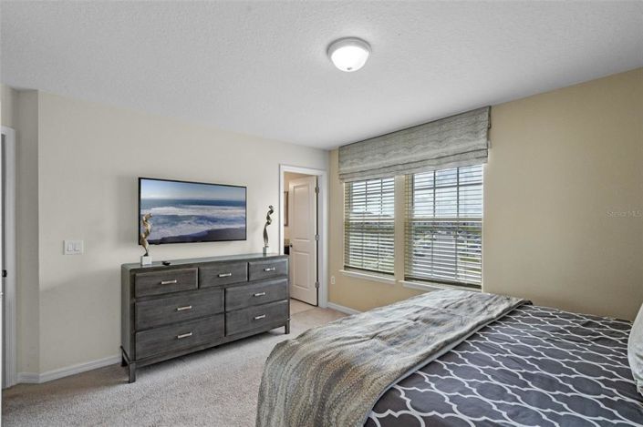 Image No.30-10 Bed Property for sale