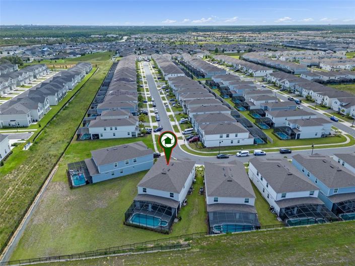 Image No.60-10 Bed Property for sale