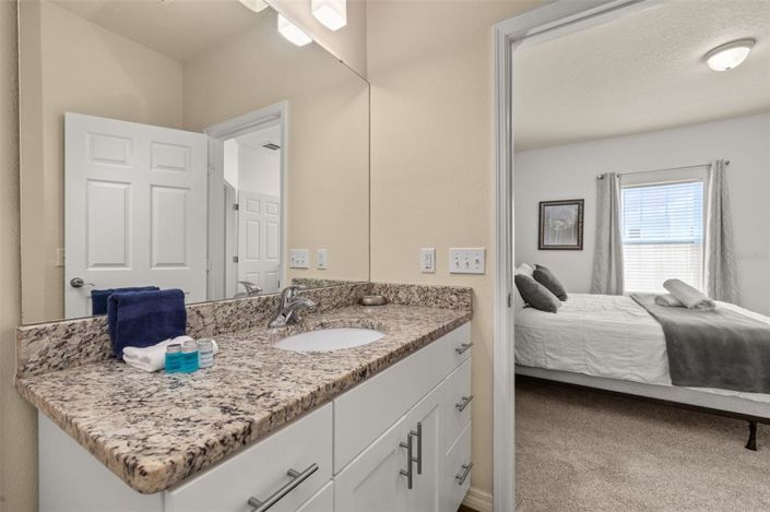 Image No.29-4 Bed Townhouse for sale