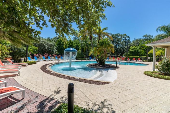 Image No.54-4 Bed Townhouse for sale