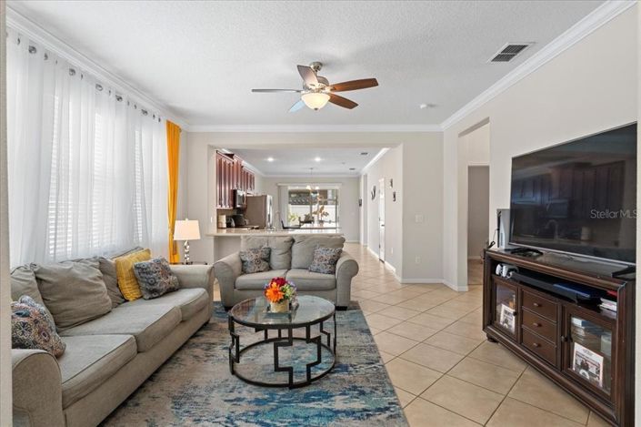 Image No.6-3 Bed Property for sale