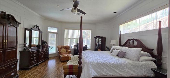 Image No.20-4 Bed Property for sale