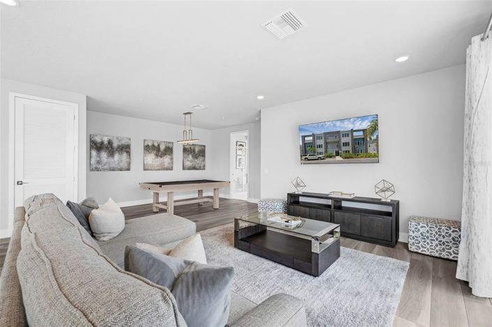 Image No.13-5 Bed Property for sale