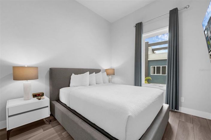 Image No.14-5 Bed Property for sale