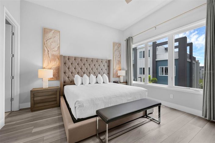 Image No.16-5 Bed Property for sale