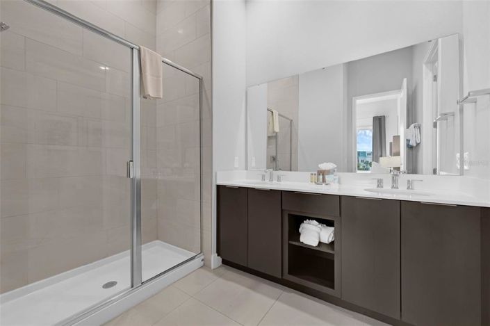 Image No.23-5 Bed Property for sale