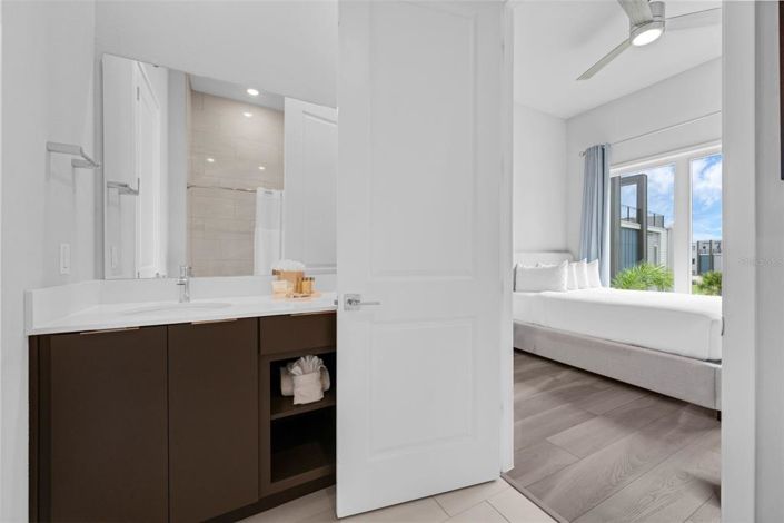 Image No.24-5 Bed Property for sale