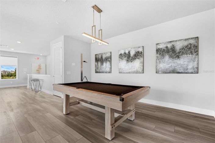 Image No.28-5 Bed Property for sale