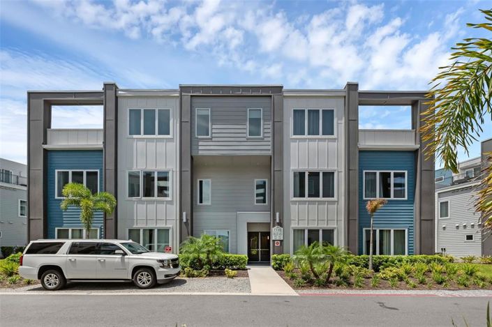 Image No.31-5 Bed Property for sale