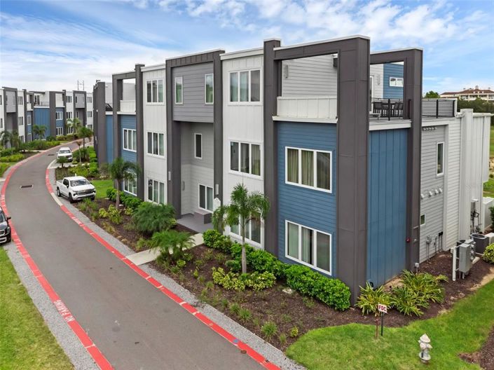 Image No.36-5 Bed Property for sale