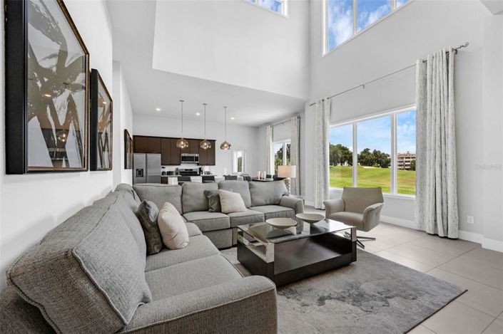 Image No.5-5 Bed Property for sale