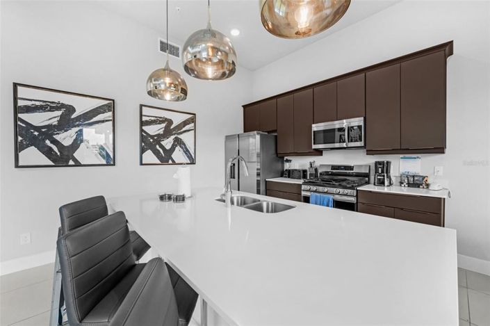 Image No.9-5 Bed Property for sale