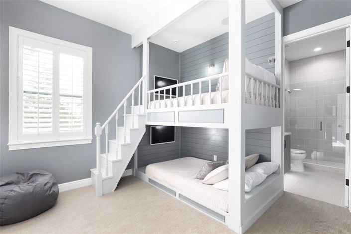 Image No.31-5 Bed Property for sale