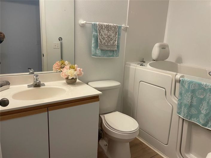 Image No.13-4 Bed Property for sale