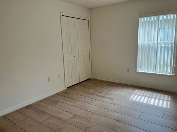 Image No.21-4 Bed Property for sale