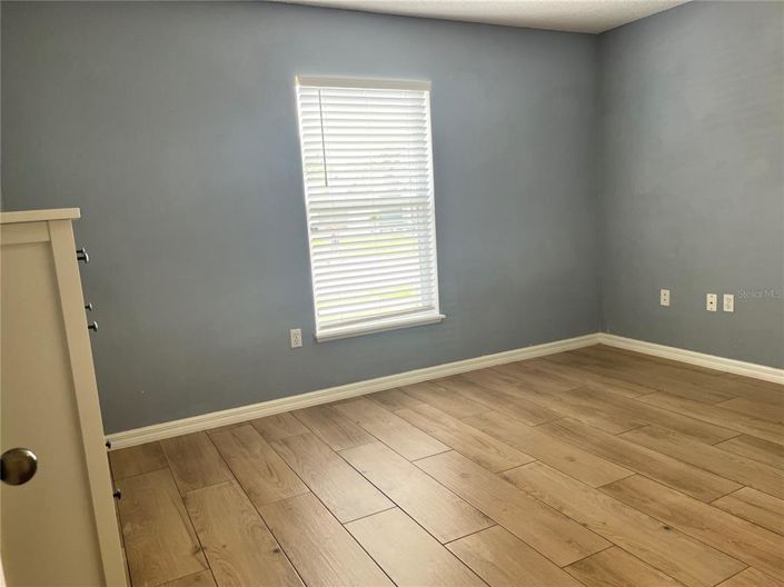 Image No.23-4 Bed Property for sale