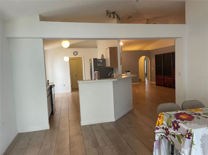 Image No.8-4 Bed Property for sale