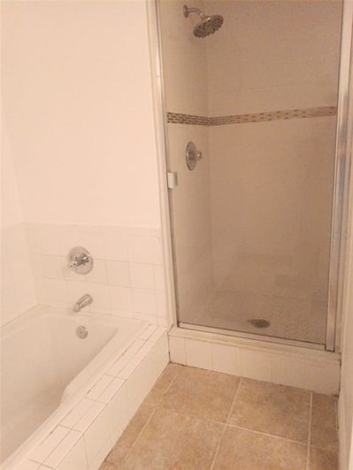 Image No.14-4 Bed Townhouse for sale