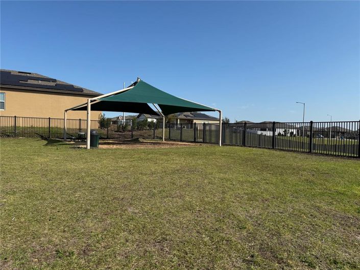 Image No.24-3 Bed Property for sale