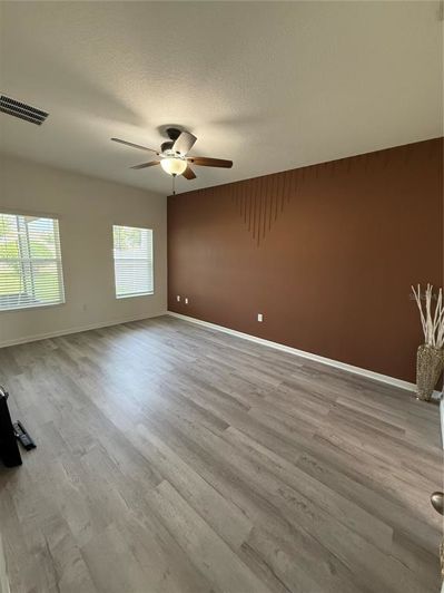 Image No.8-3 Bed Property for sale