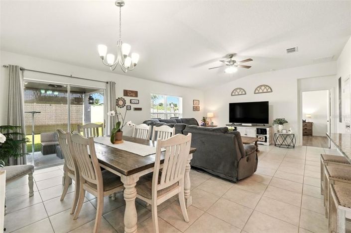 Image No.17-4 Bed Property for sale