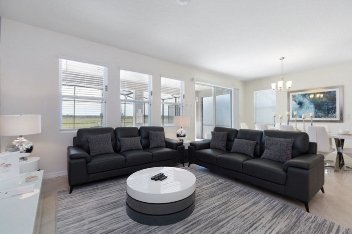 Image No.11-5 Bed Property for sale