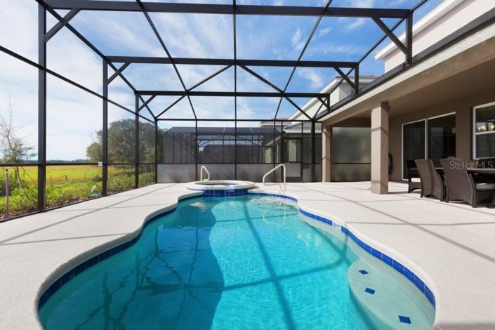 Image No.30-5 Bed Property for sale