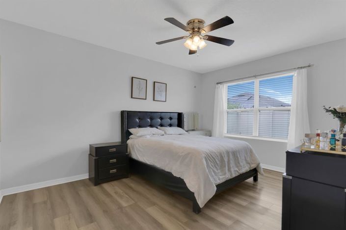 Image No.21-4 Bed Property for sale